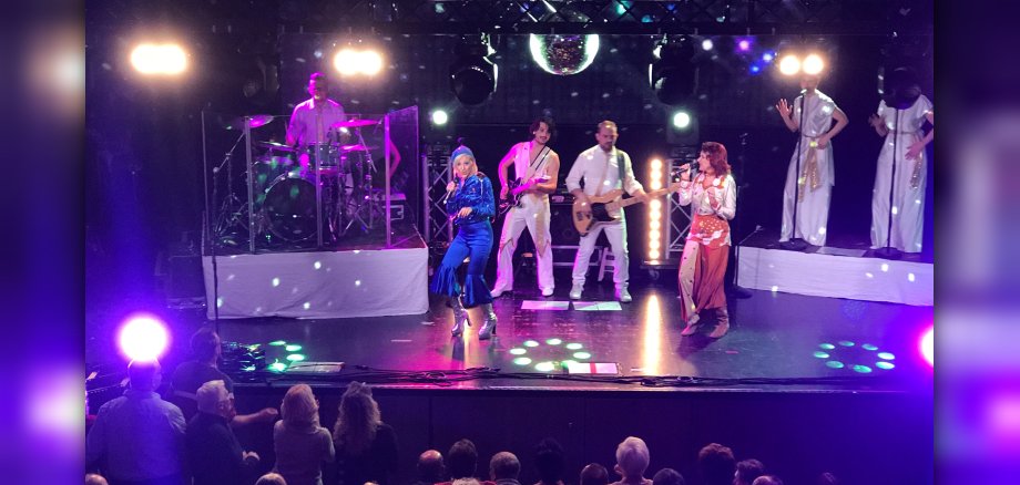 2018-01-22-ABBA Tribute (Show).jpg