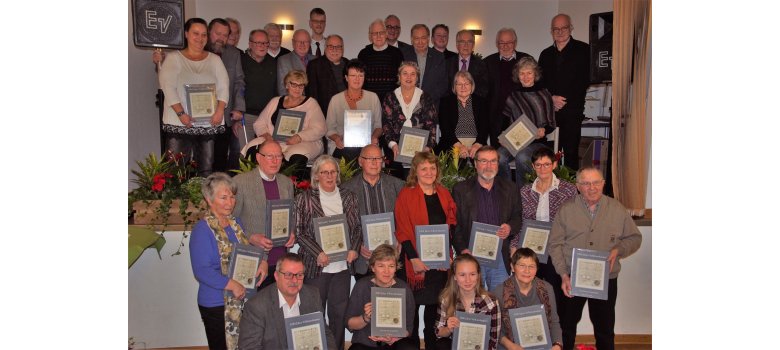 Vorstellung Chronik 2019-01-27-Ortschronik 1000JV (1) (58 Autoren Ortschronik 1000 Jahre Vollmarshausen).JPG