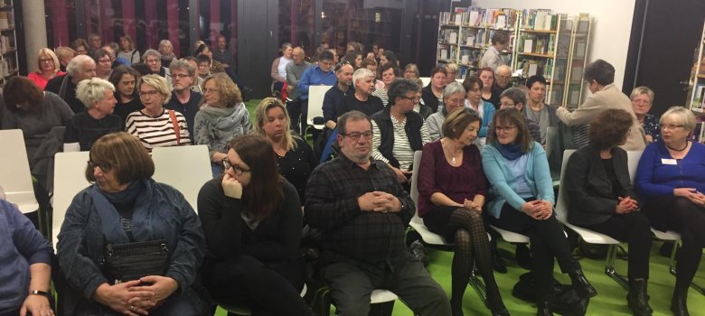 Das Publikum am 02.03.2019 in der Bücherei.