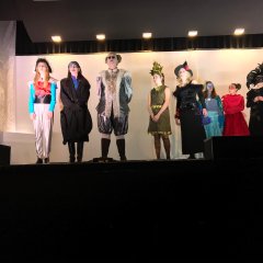 Wunderbare Schauspielerinnen und Schauspieler!