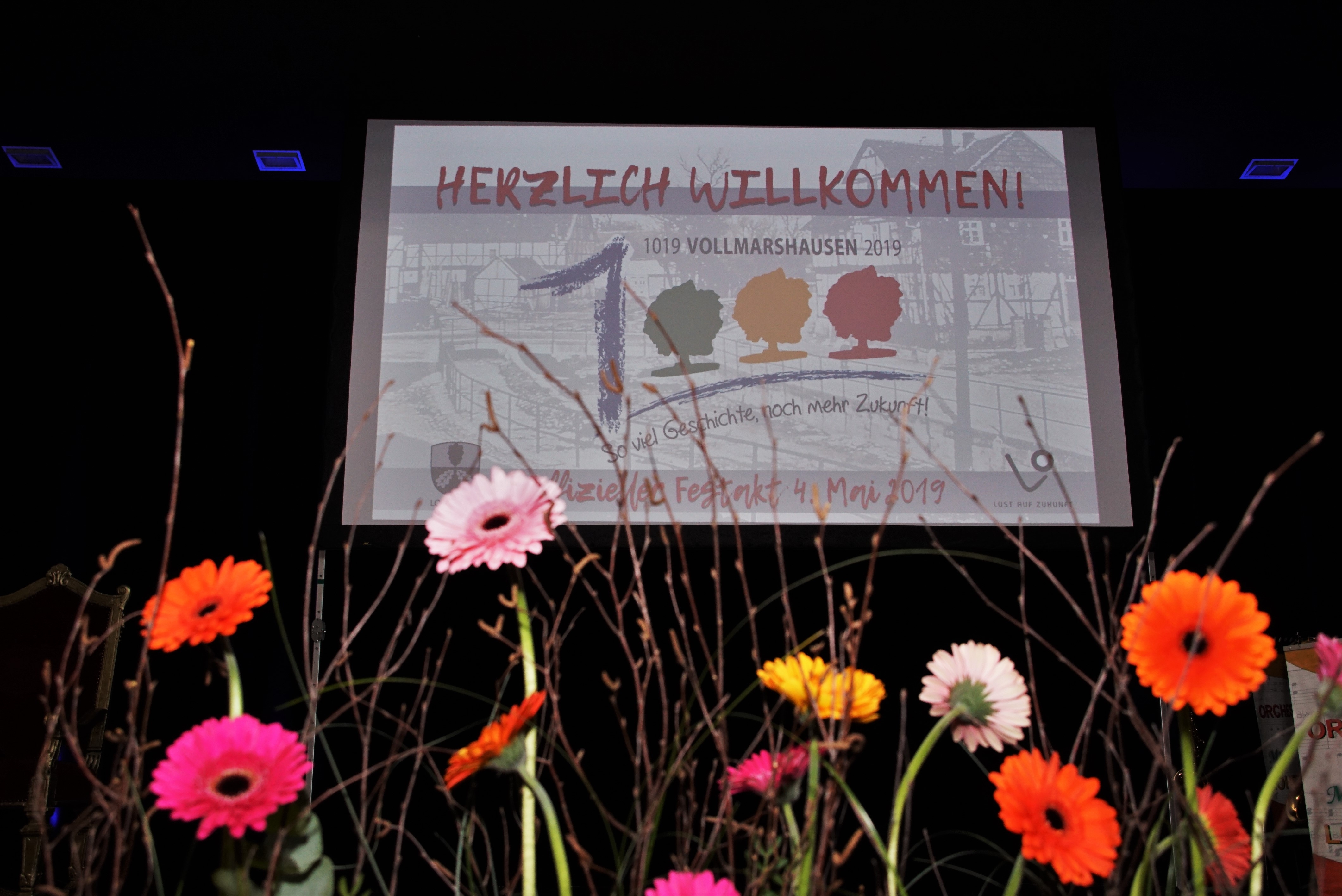 Am 4. Mai 1019 wurde der Ort Vollmareshusun zum ersten Mal urkundlich erwähnt.