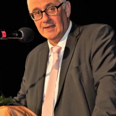 Bürgermeister Uwe Jäger gratulierte zum 1000-jährigen Bestehen von Vollmarshausen.