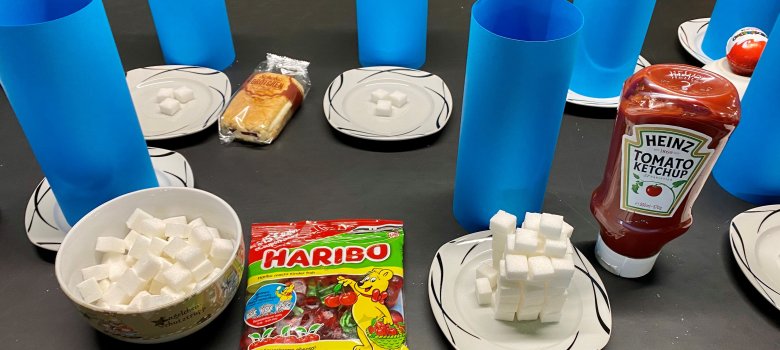 Ganz schön viel Zuckerwürfel stecken im Essen.