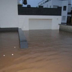 Schlimm betroffen waren Gebäude rund um die Kasseler Straße 44 und der Netto-Markt.