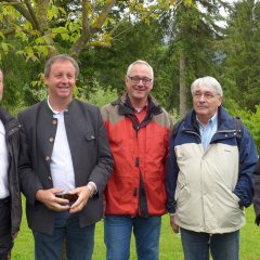 Ehemalige, aktuelle und zukünftige Bürgermeister: Michael Reuter, Ferdinand Hueter, Uwe Jäger, Bernhard Blank und Walter Knoche 2013 im Lohfeldenpark.