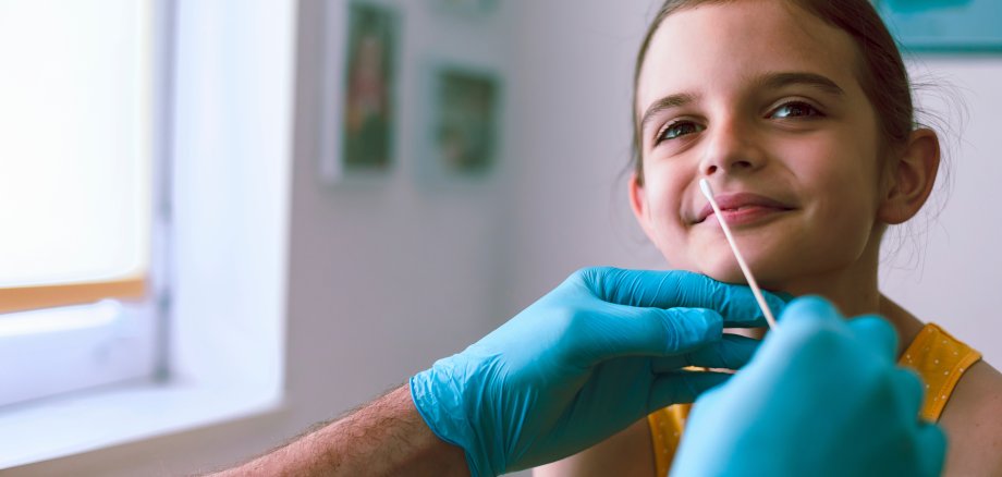 Neues PCR-Testzentrum für Schülerinnen und Schüler und Kita-Kinder im Klinikum Kassel errichtet