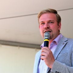 In seinem Grußwort war sich Schirmherr des diesjährigen Internationalen Festes, MdL Florian Schneider sicher, dass in jedem Menschen etwas Besonderes schlummere, egal wo er herkomme.  