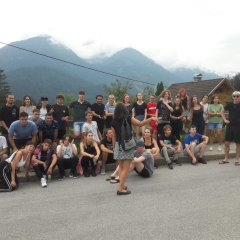 Die Teilnehmerinnen und Teilnehmer des Internationalen Jugdendcamps "4-Europe" aus Lohfelden, Alcalá, Trutnov und Berg im Drautal.