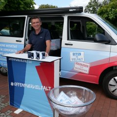 Das Demokratie-Mobil des Vereins „Offen für Vielfalt“