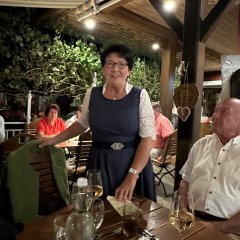 Erste Beigeordnete Bärbel Fehr dankte im Namen des Bürgermeisters und  aller Mitreisenden für das schöne Programm und die hervorragende Betreuung der Gruppe.
