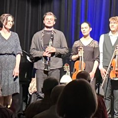 Maria Radzikhovskiy (Klavier) , Kseniia Papuk (Violine), Lasse Becker (Violine), Oleksandr Perlovskyi (Klarinette) und Elena Padva (Gitarre).