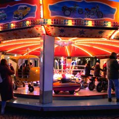 Das Kinderkarussell war gut besucht und unermüdlich im Einsatz.  