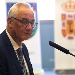 Der Bürgermeister der Gemeinde Lohfelden, Uwe Jäger, während seiner Neujahrsgrüße.
