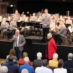 Bürgermeister der Gemeinde Lohfelden, Uwe Jäger, hieß die Gäste herzlich willkommen.