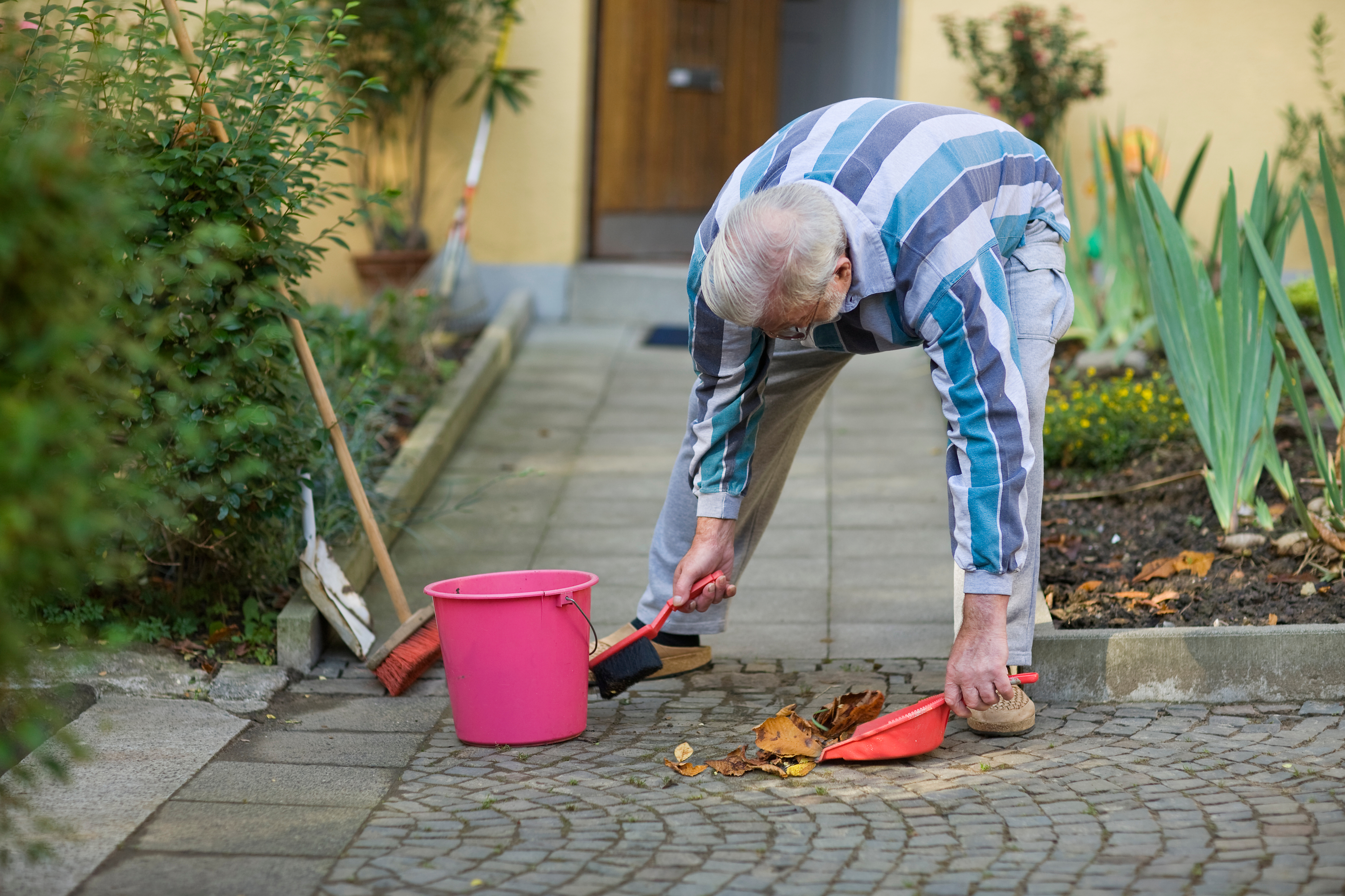 Die Ordnungsbehörde der Gemeinde Lohfelden erinnert hiermit freundlich an die Erfüllung der Straßenreinigungspflicht.   