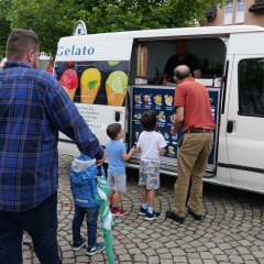 Das Eis-Auto wurde rege genutzt.