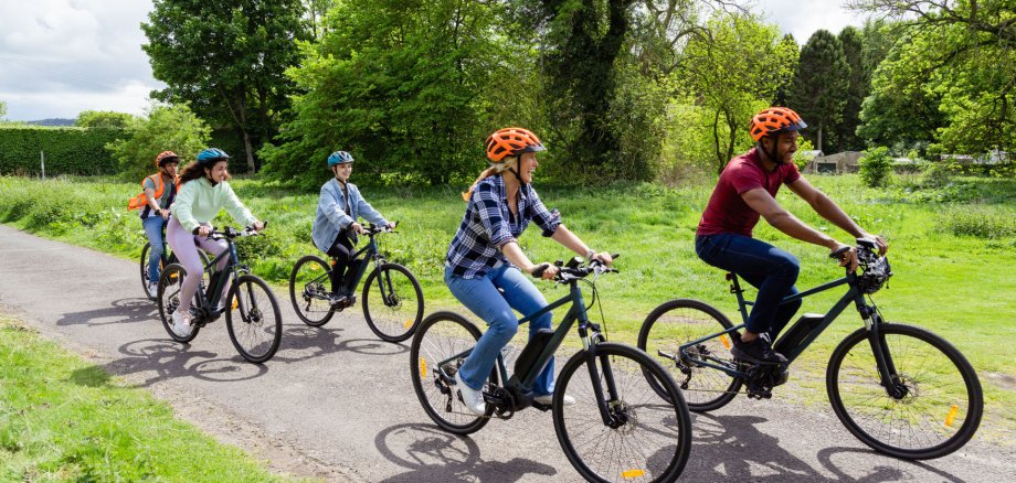 Online-Beteiligung bis zum 21.01.2026 bietet die Möglichkeit, Hinweise zu den entwickelten Maßnahmen direkt auf einer interaktiven Karte einzutragen. Online-Beteiligung bis zum 21.01.2026 bietet die Möglichkeit, Hinweise zu den entwickelten Maßnahmen direkt auf einer interaktiven Karte einzutragen.