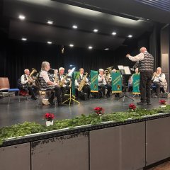 Die Brackenberger Musikanten spielten am Samstagabend auf der Bürgerhausbühne.