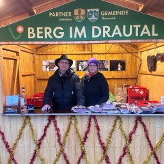 Speck und Wurst aus Berg im Drautal gab es bei Michaela und Michael Pirker.