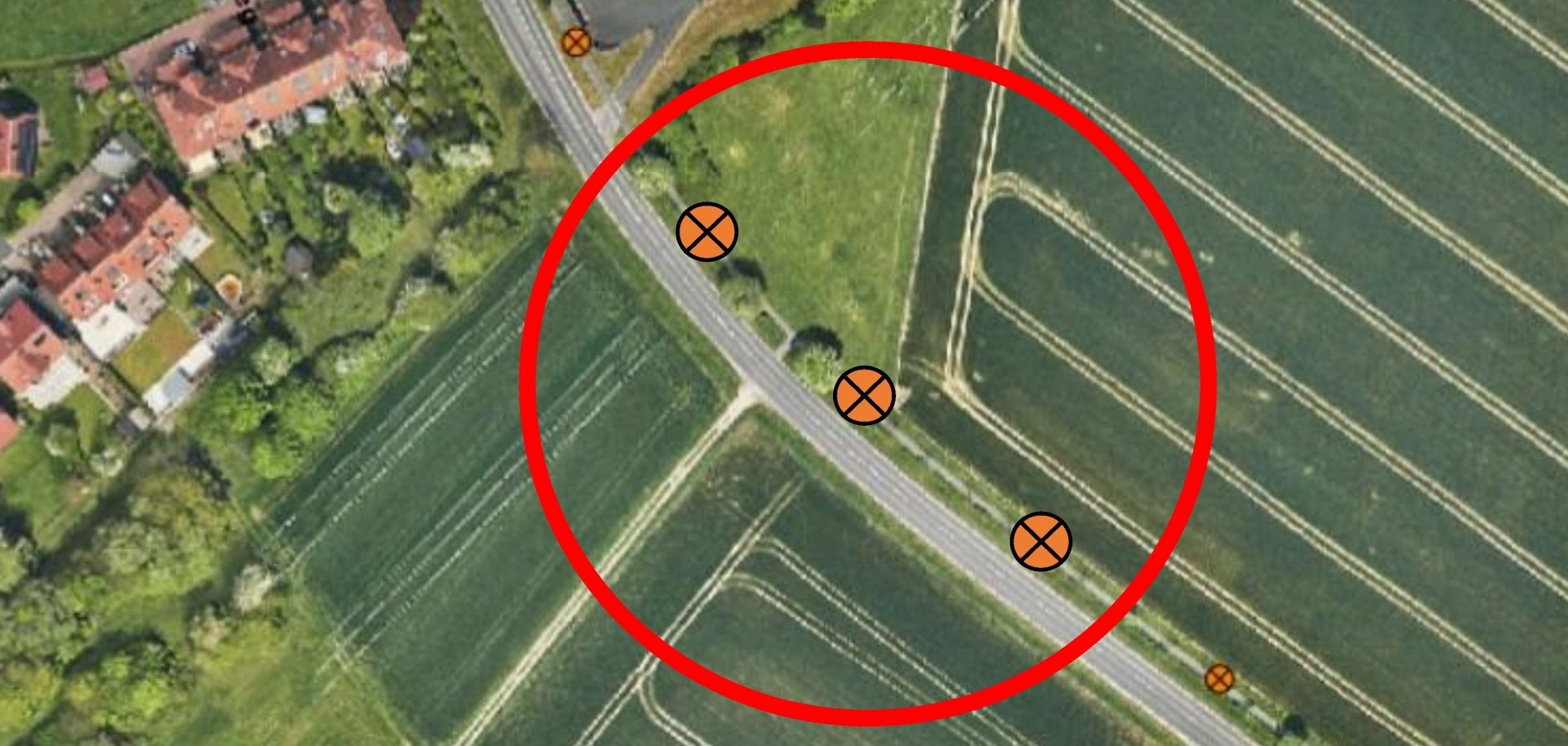 Die Mini-Teststrecke umfasst zunächst drei adaptive Leuchten auf einer Länge von rund 100 Metern.