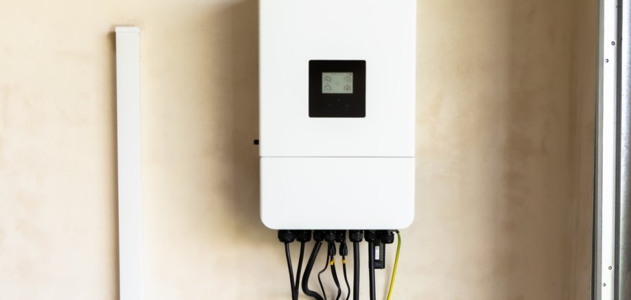 Solarwechselrichter mit Batteriespeicher Solarwechselrichter mit Batteriespeicher