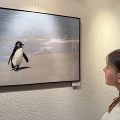 Kim (12) gefielt besonders der niedliche Pinguin.
