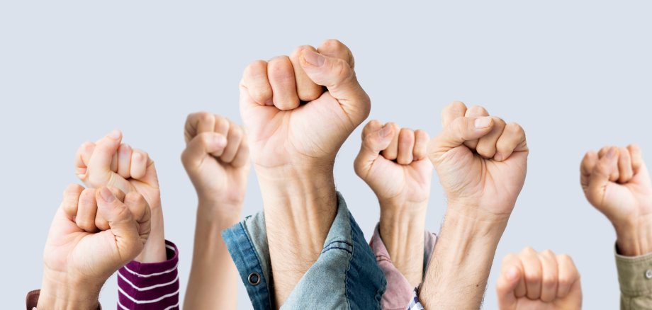 Die Fördermaßnahme „Ehrenamt stärken. Versorgung sichern.“ richtet sich an Initiativen in ländlichen Räumen in Deutschland. 