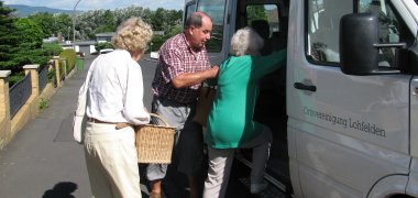 x Senioren-Einkaufsbus Fahrgäste.JPG