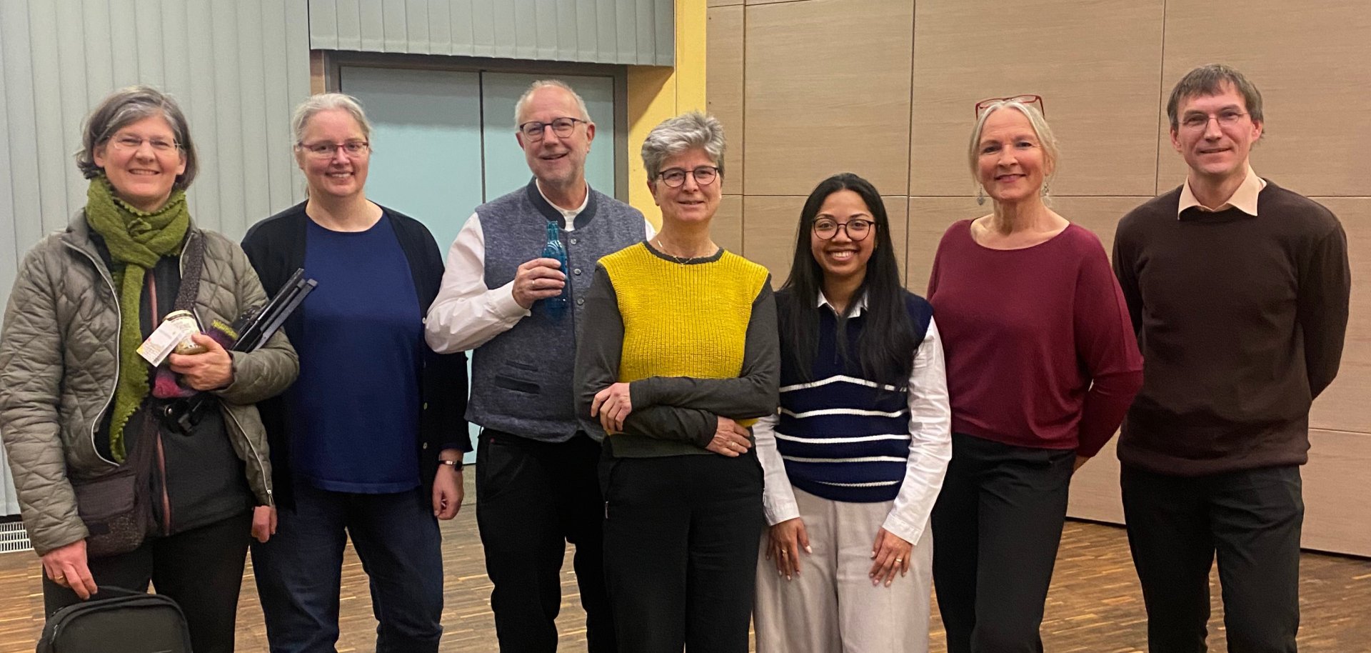 v.l.n.r: Katja Geismann/Orchester des Wandels, Ursula Paul/Klimaschutzmanagerin, Wolfram Dawin/Klimaschutzbeirat, Ute Liebich/Orchester des Wandels, Anne Marcelle Rakotonirina/Klima-Gesichter, Petra Neukirch/Klimaschutzbeirat, Helmut Simon/Orchester des Wandels.