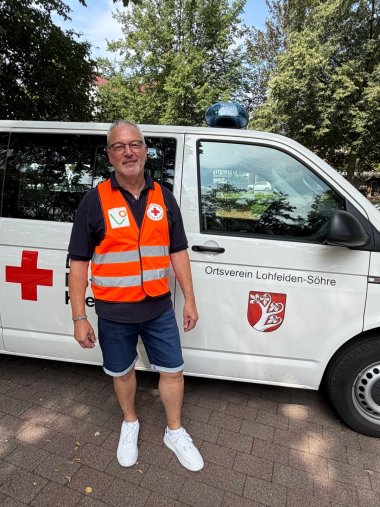 Einkaufsbus-Fahrer Jörg Seeger x Senioren-Einkaufsbus Ehrenamtlicher Fahrer.JPG